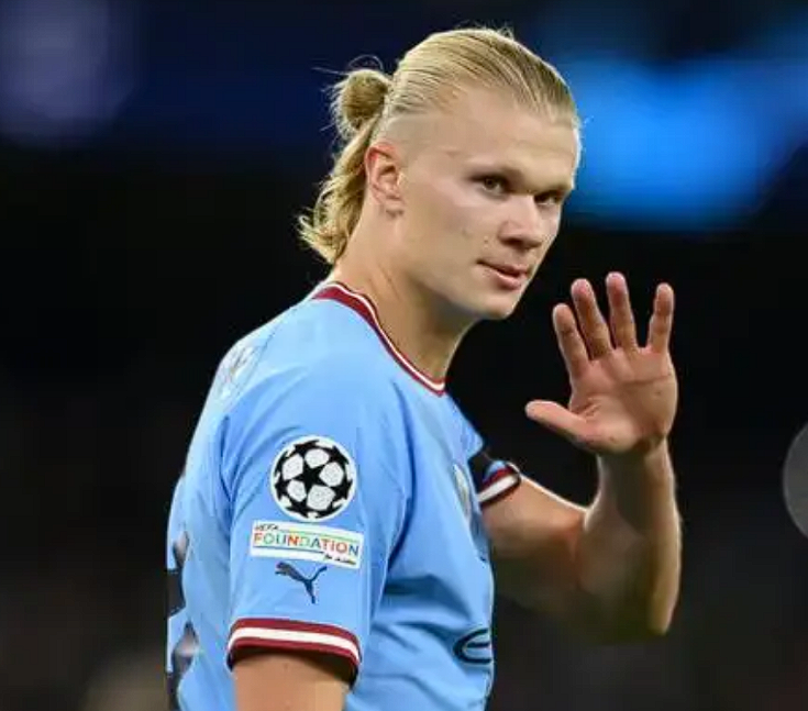 哈兰德国际比赛日秘访瓜帅信赖名医，状态引关注